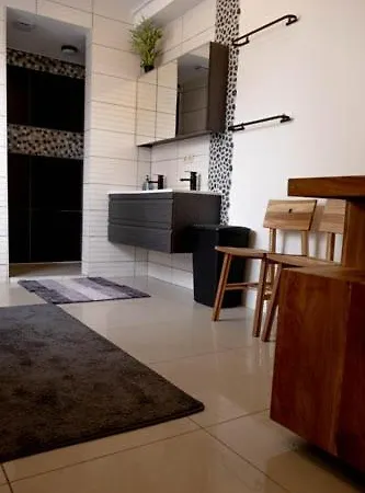 Coasthouse 'blackfish' - Free Parking - Free Wifi - Bicycle Storage - Nearby The Sea Holiday home